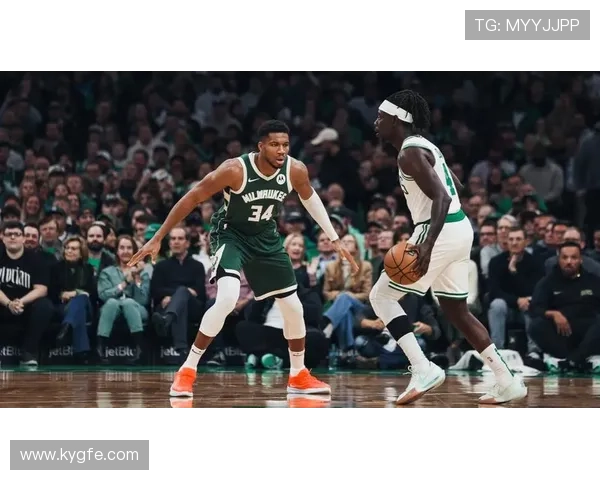 塔图姆领衔绿军战胜雄鹿字母哥虽砍高分仍难救主